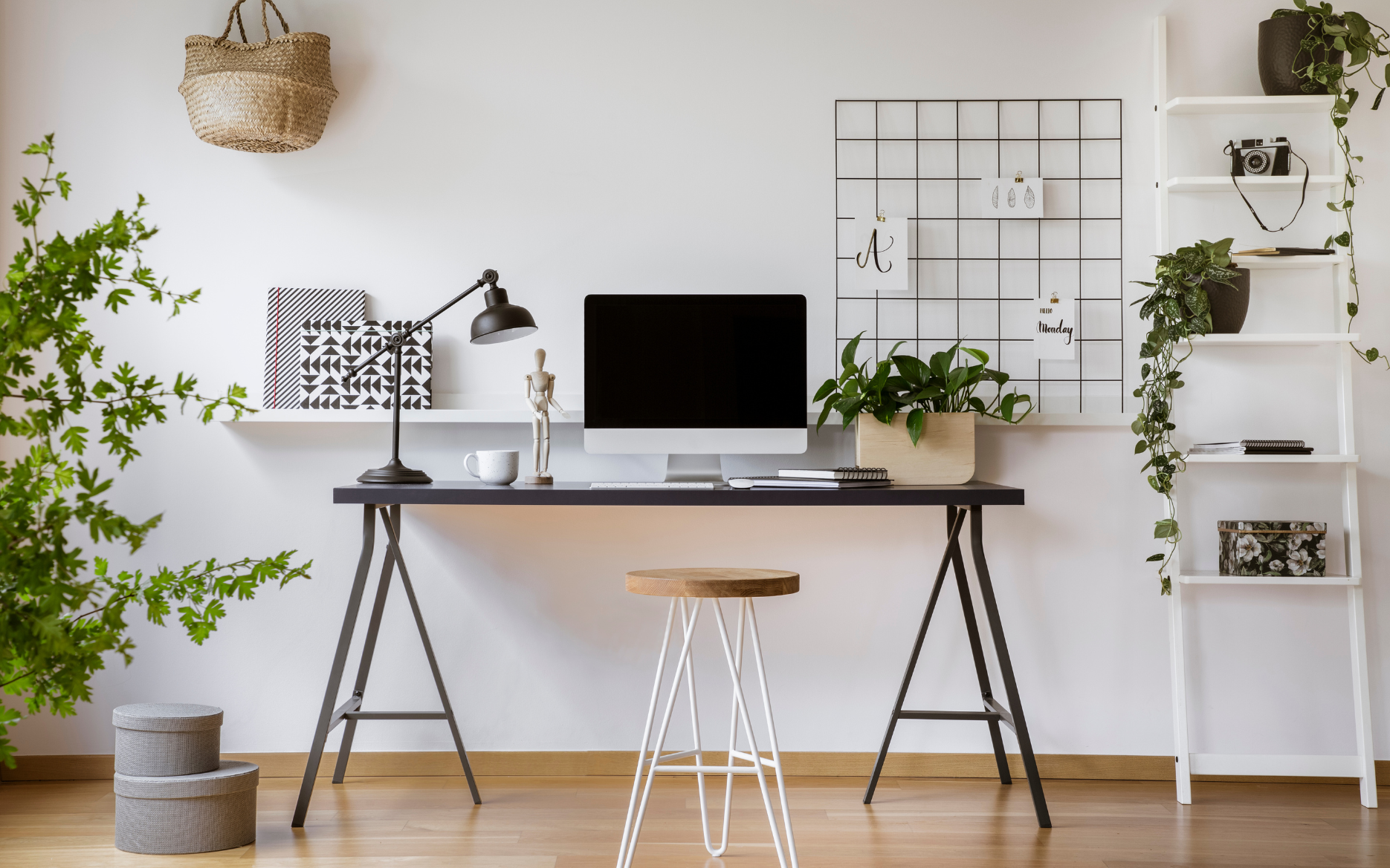 Home Office Setup Guide: How to Create a Comfortable and Organized Workspace